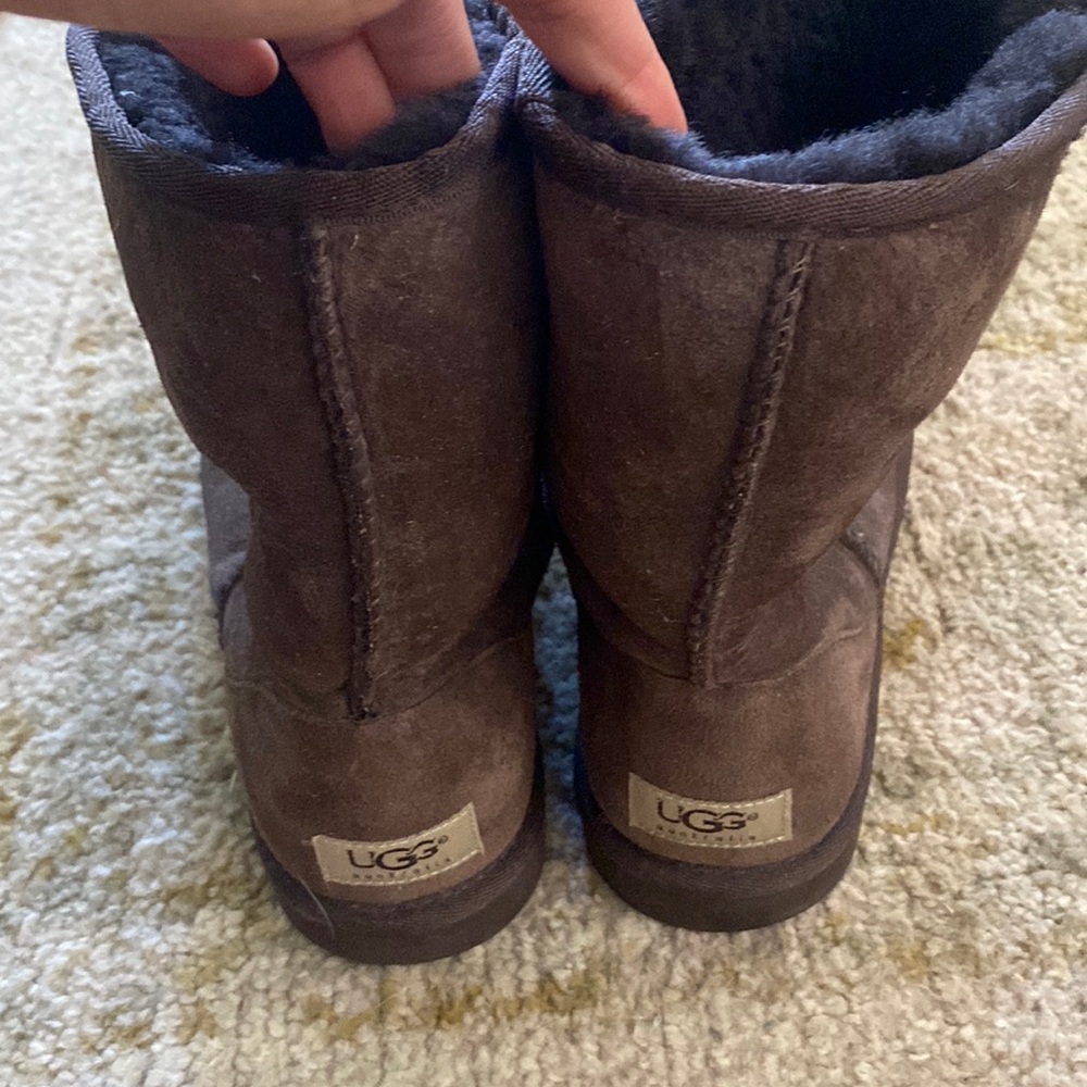 Brown authentic Ugg boots. Size 9. Gently worn but in great condition
